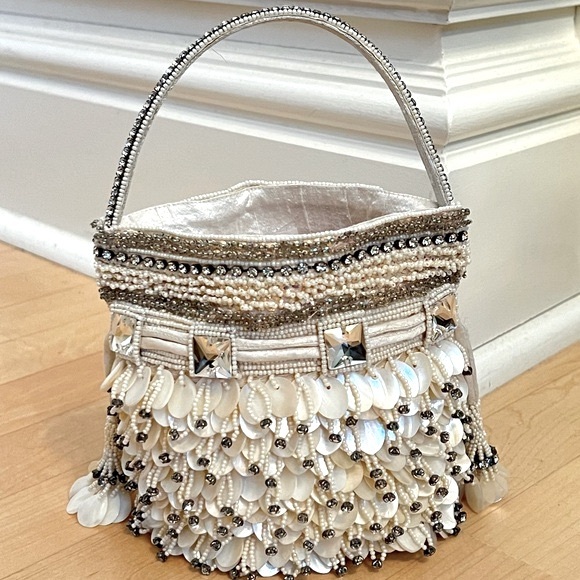 NWT Monique Leshman MOP Shell, Bead, Crystal, & Rhinestone Embellished Purse - Picture 2 of 11
